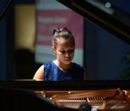 Анна Лукив