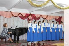 Камерный хор «Мелодия»(рук. Прокуратова Е.В.),концертмейстер Комарова Г.В.
